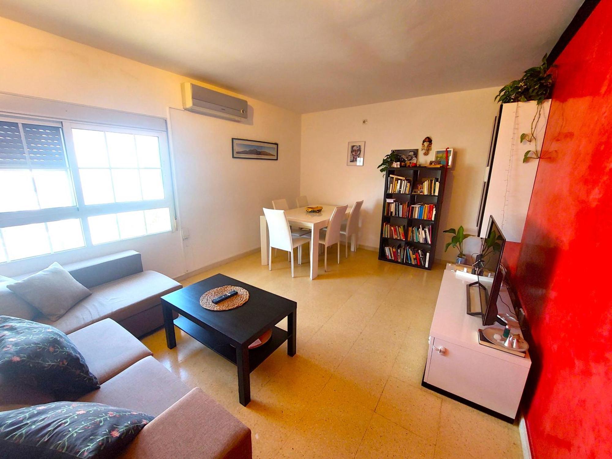 Apartamento Con Terraza Apartment *